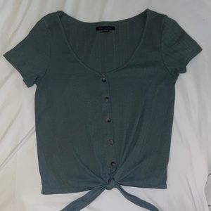 army green american eagle shirt